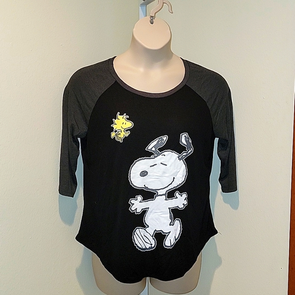 PEANUTS SNOOPY WITH WOODSTOCK  WOMEN'S TEE